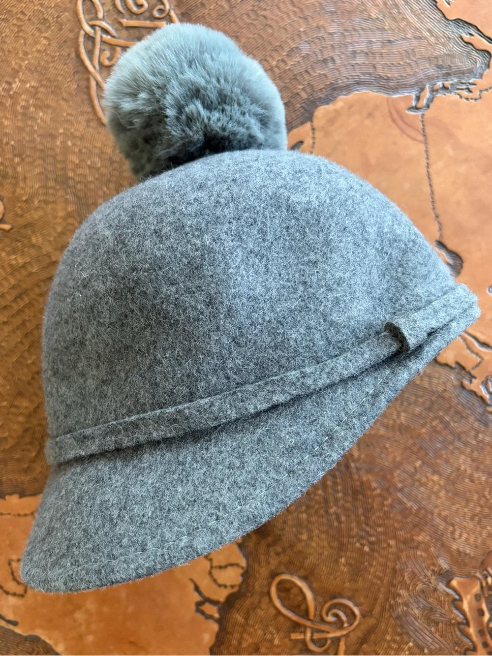 Zara Kids Gray Pom-Pom Riding Style Winter Hat - Soft 100% Wool Felt Beanie.